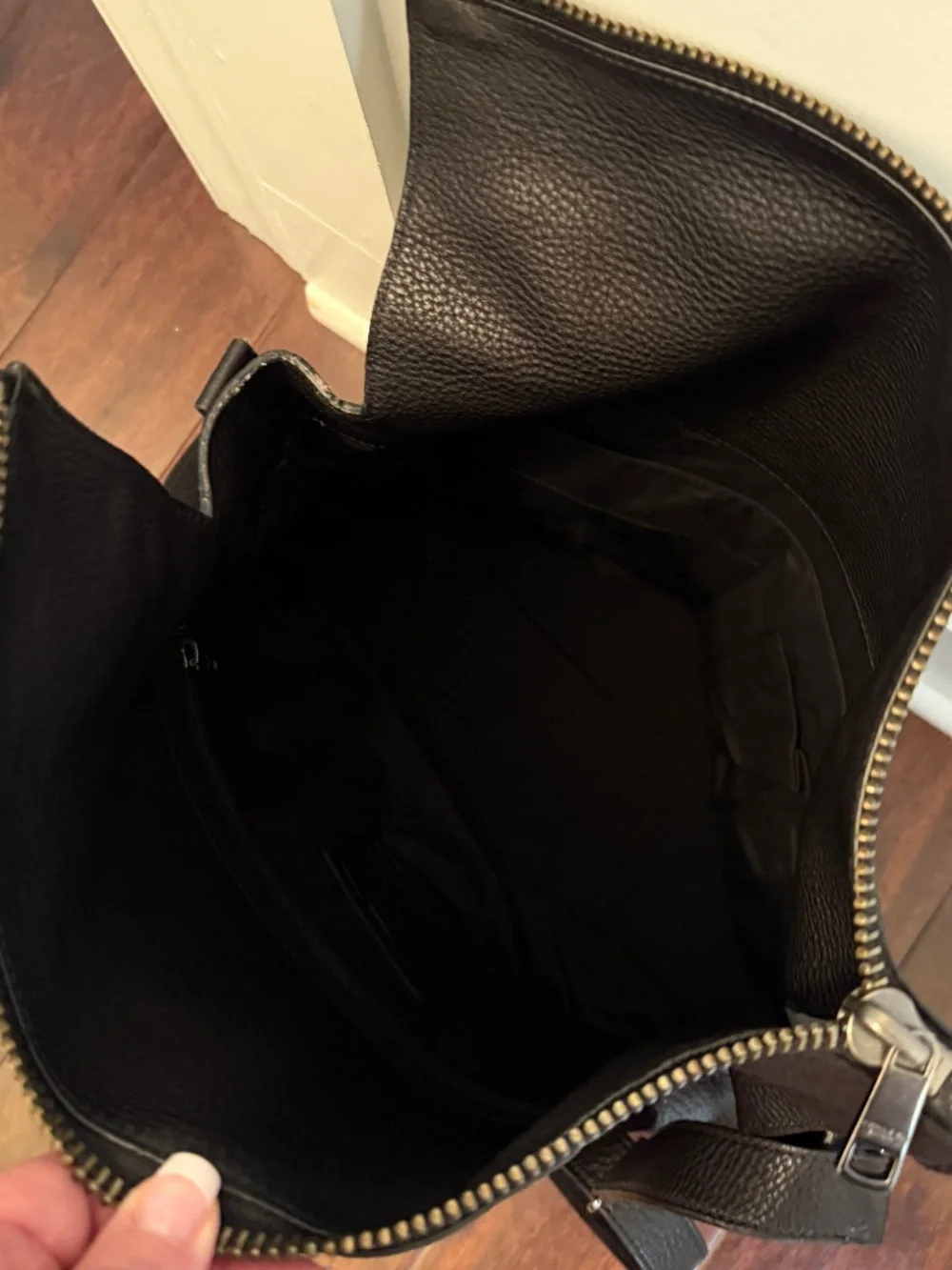 LN Coach Black All Leather Laptop Messenger Crossbody Shoulder Bag